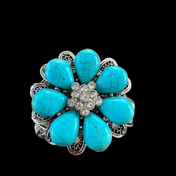 Silver Tone Howlite Large Flower Cuff Bracelet - Picture 2 of 5